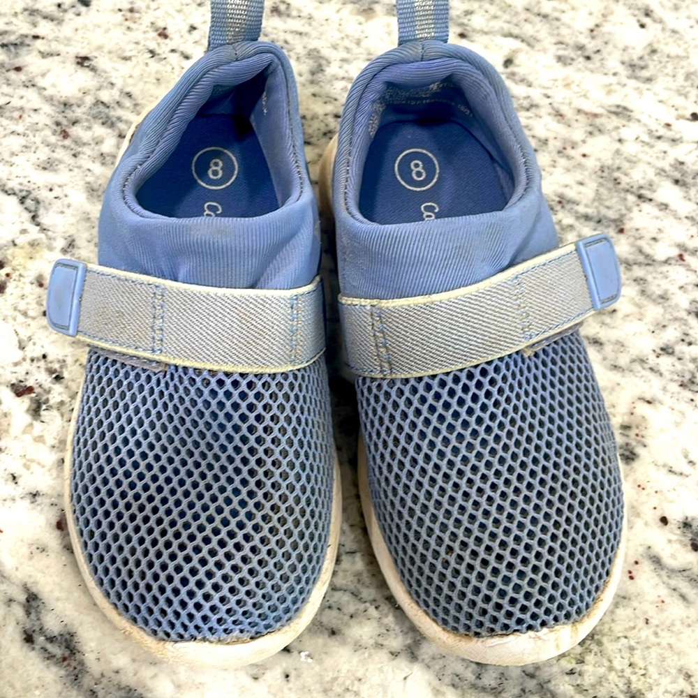 Cat & Jack Water Shoes size 8